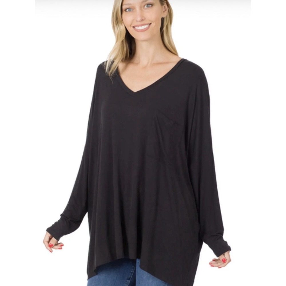 Zenana Outfitters Women's Black Solid V-Neck Long Sleeve Tunic Top S